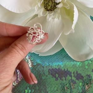 Cute filigree Ring 💍